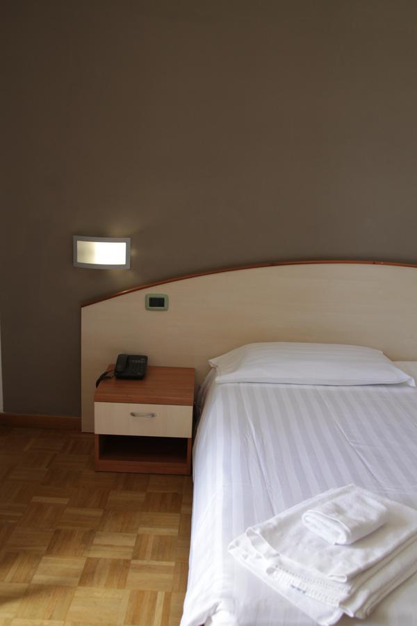 Albergo Da Benedetta Vetralla Dış mekan fotoğraf
