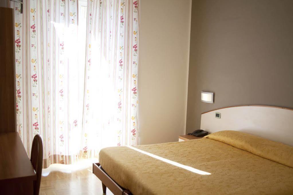 Albergo Da Benedetta Vetralla Dış mekan fotoğraf
